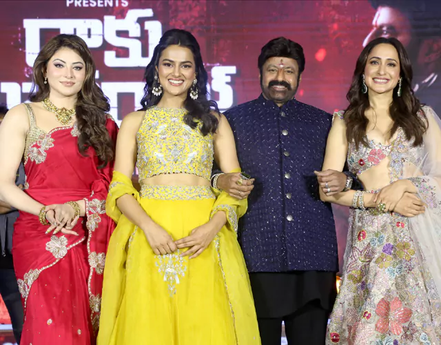 Daaku Maharaaj Pre Release Event Photos